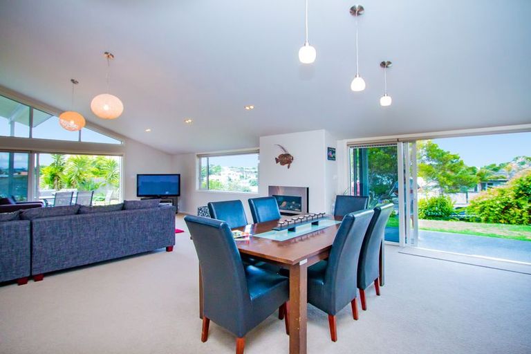 Photo of property in 854 Whangaparaoa Road, Manly, Whangaparaoa, 0930