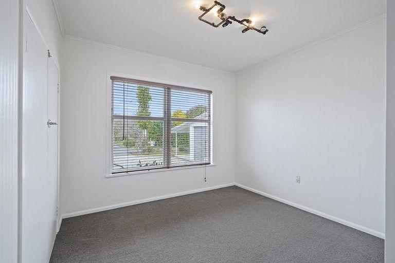 Photo of property in 28 Mount View Road, Melville, Hamilton, 3206