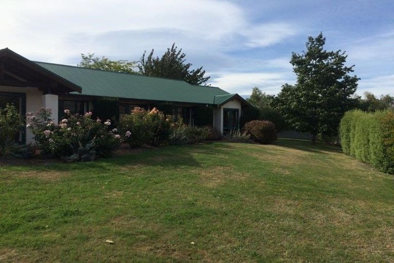 Photo of property in 4a Roto Place, Wanaka, 9305