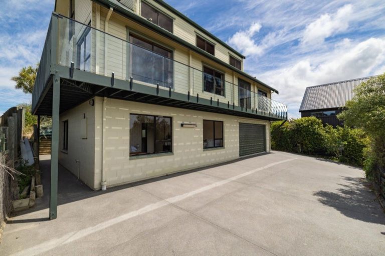 Photo of property in 12 Ranui Crescent, Diamond Harbour, Lyttelton, 8971