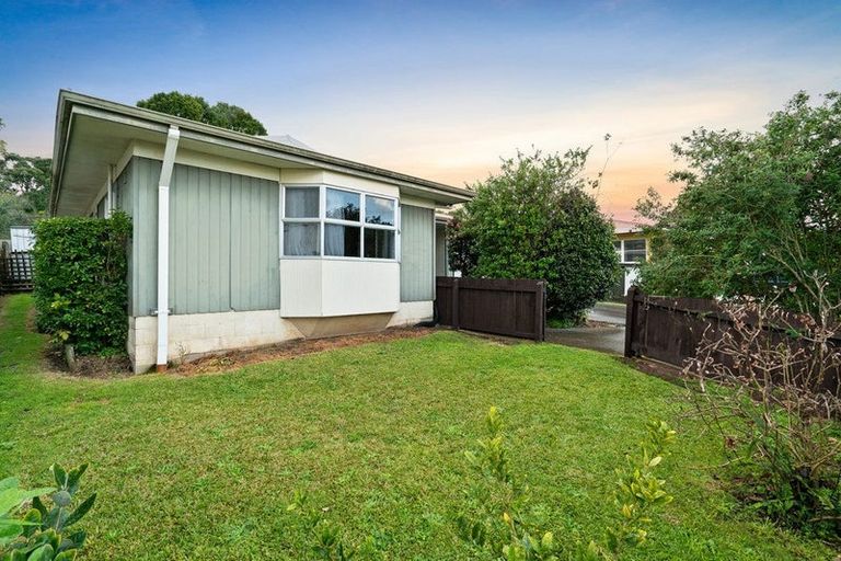 Photo of property in 23a Mack Place, Red Hill, Papakura, 2110