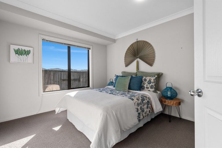 Photo of property in 22 Caldera Close, Pyes Pa, Tauranga, 3112