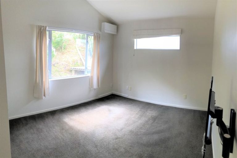 Photo of property in 63 Sheridan Terrace, Johnsonville, Wellington, 6037