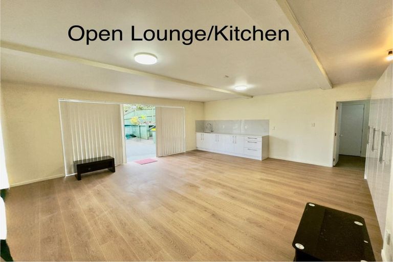 Photo of property in 105 Eugenia Rise, Goodwood Heights, Auckland, 2105