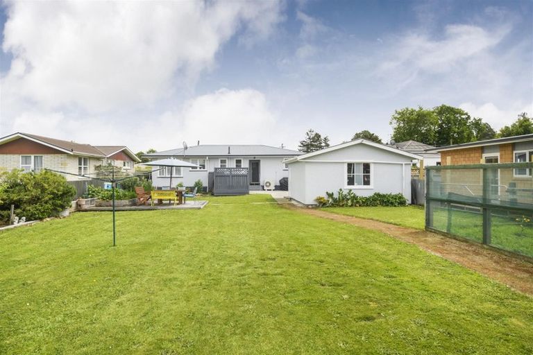 Photo of property in 7 Grey Street, Marton, 4710