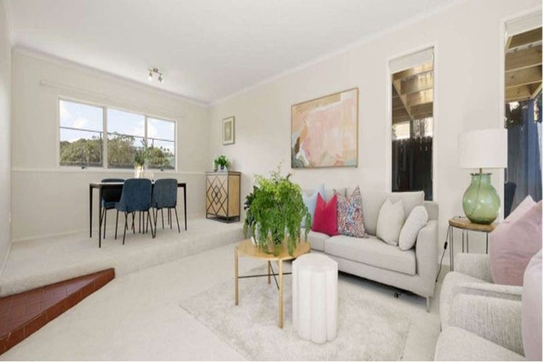 Photo of property in 1/35 Vivian Wilson Drive, Eastern Beach, Auckland, 2012