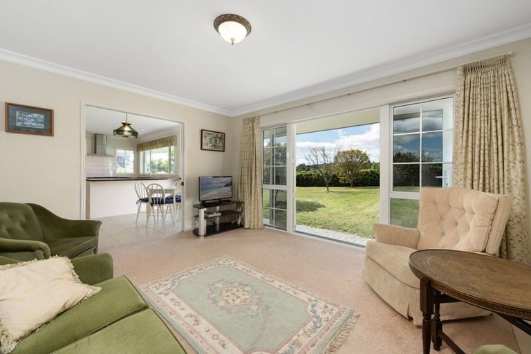 Photo of property in 28 Bodiam Place, Bethlehem, Tauranga, 3110