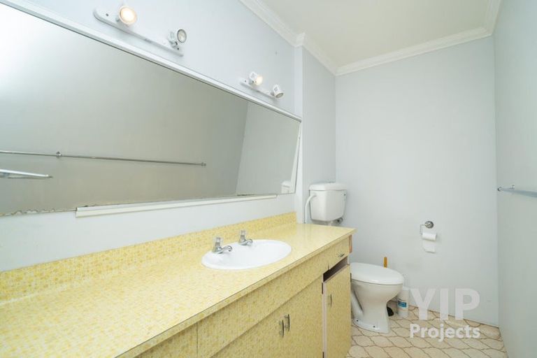Photo of property in 22 Tremewan Street, Tawa, Wellington, 5028