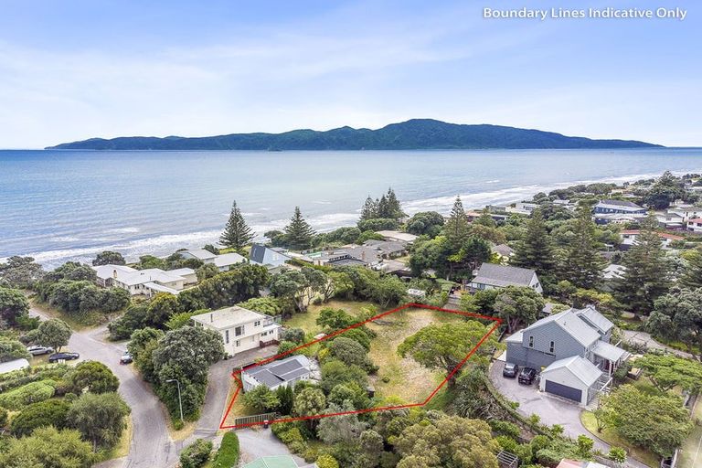 Photo of property in 12 Arawa Street, Raumati Beach, Paraparaumu, 5032
