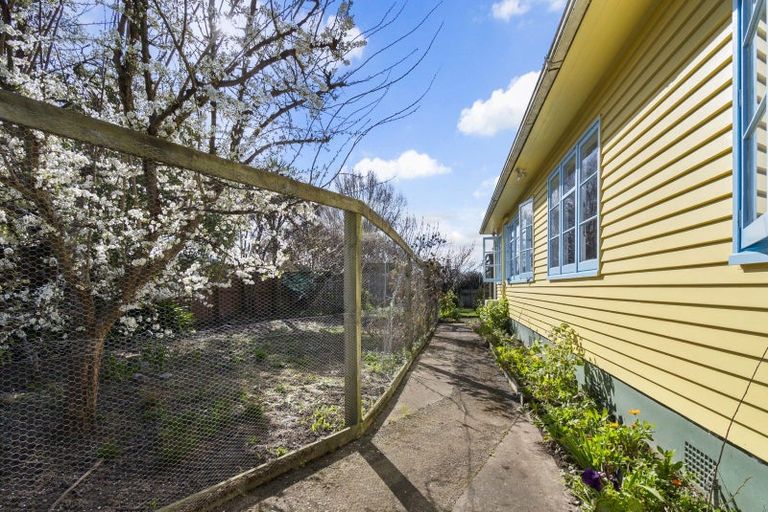 Photo of property in 26 Morris Street, Marton, 4710