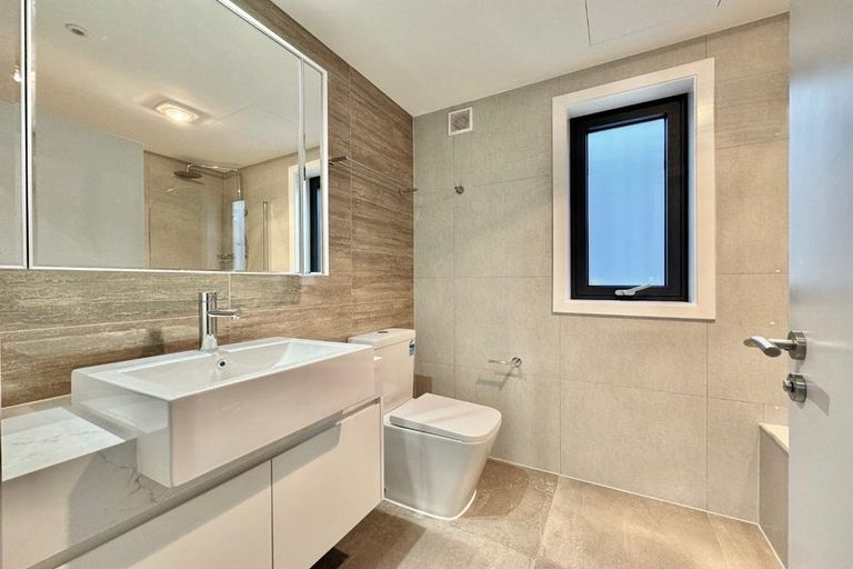 Photo of property in 40 Farranfore Road, Opaheke, 2113