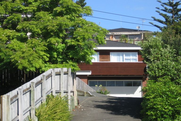 Photo of property in 3/18 Newhaven Terrace, Mairangi Bay, Auckland, 0630