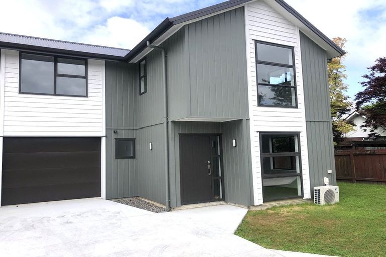 Photo of property in 1/39 Kowhai Street, Hamilton Lake, Hamilton, 3204