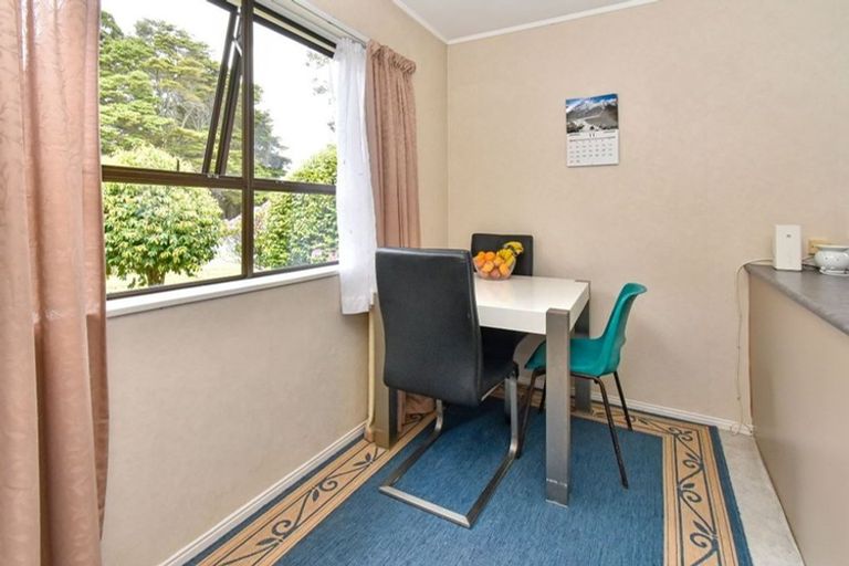 Photo of property in 1/1 Manse Road, Pahurehure, Papakura, 2113
