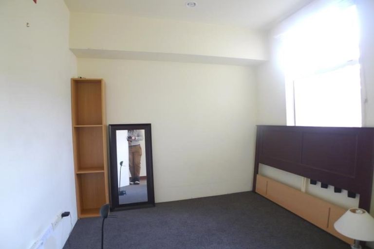 Photo of property in Sirocco Apartments, 811/8 Church Street, Wellington Central, Wellington, 6011