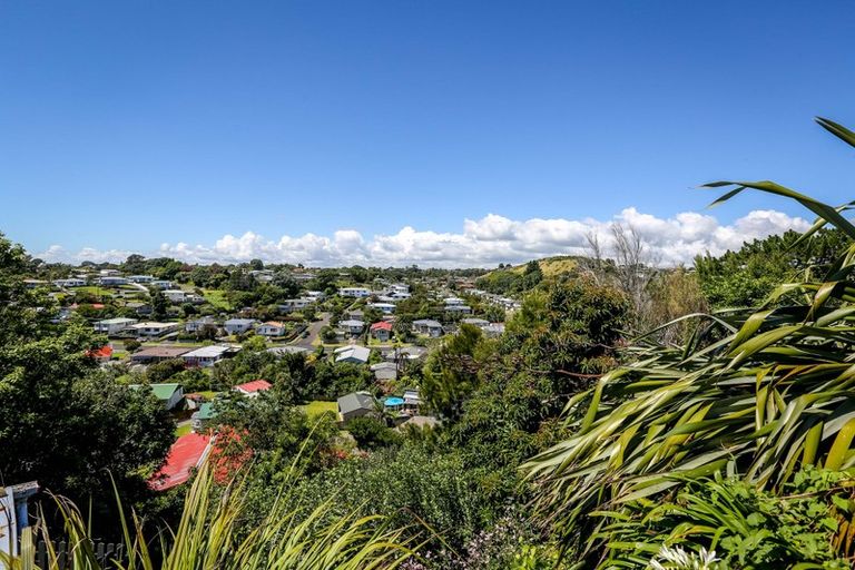 Photo of property in 185 Omata Road, Blagdon, New Plymouth, 4310
