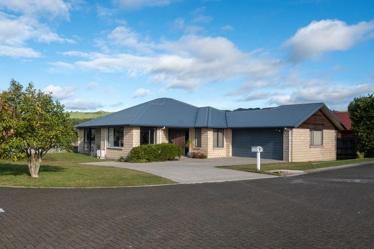 Photo of property in 18 Great West Road, Matipo Heights, Rotorua, 3015