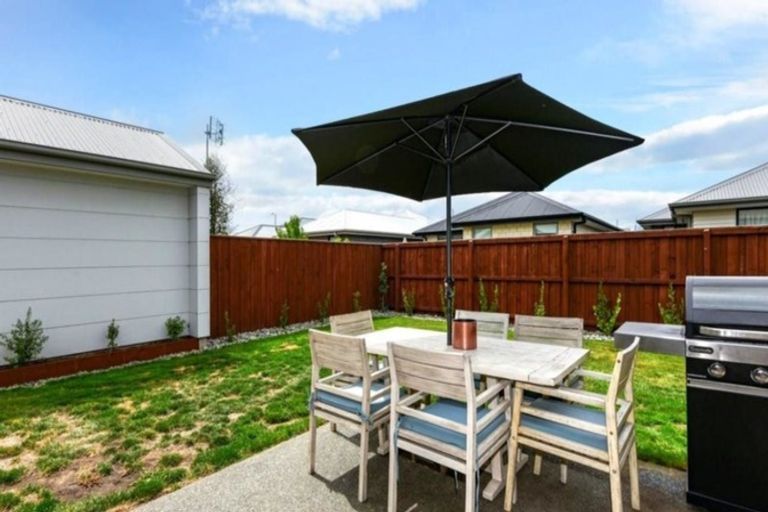 Photo of property in 26 George West Square West, Wigram, Christchurch, 8025