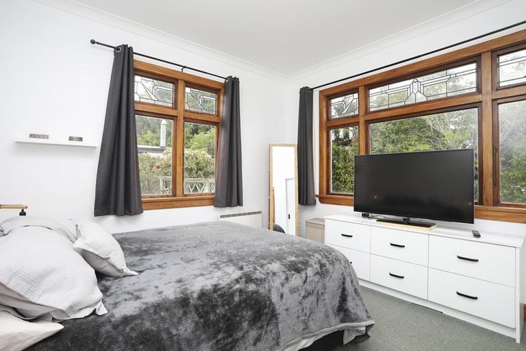 Photo of property in 12 Prince Street, Winton, 9720