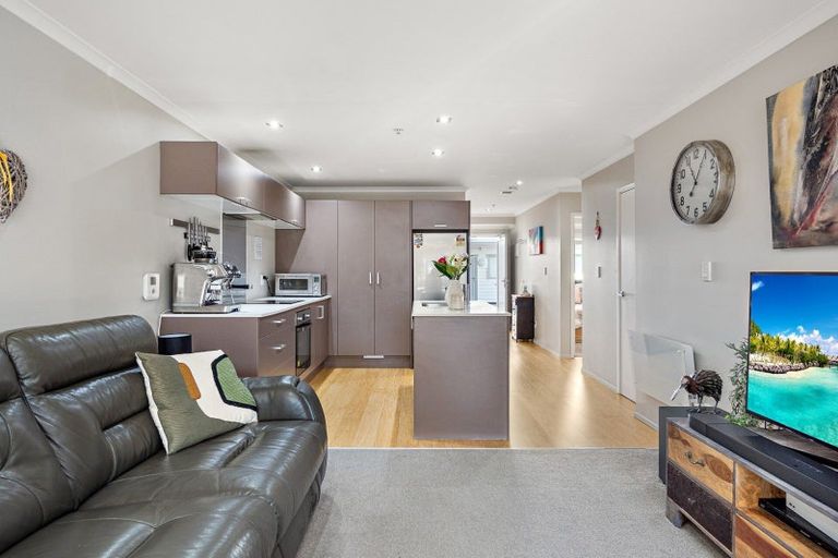 Photo of property in Mooring Apartments, 109/277 Maunganui Road, Mount Maunganui, 3116