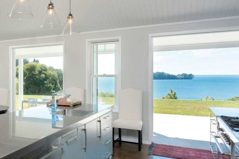 Photo of property in 71b Taiapa Valley Road, Muriwai, 0881