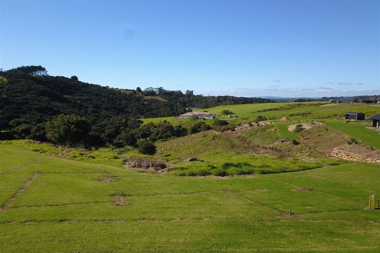 Photo of property in 12 Fernbird Grove, Kerikeri, 0294