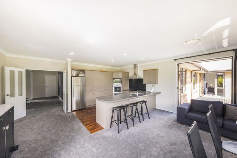 Photo of property in 5 Wake Place, Aokautere, Palmerston North, 4471