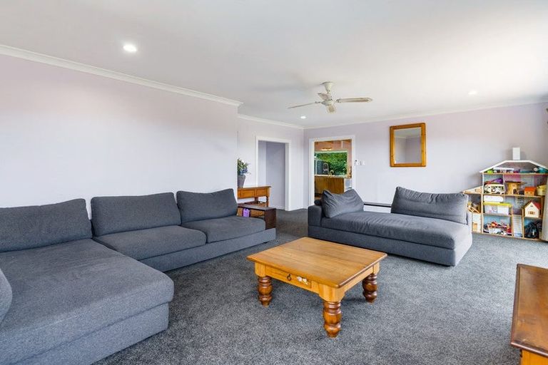 Photo of property in 525 Whitford Road, Whitford, Howick, 2571