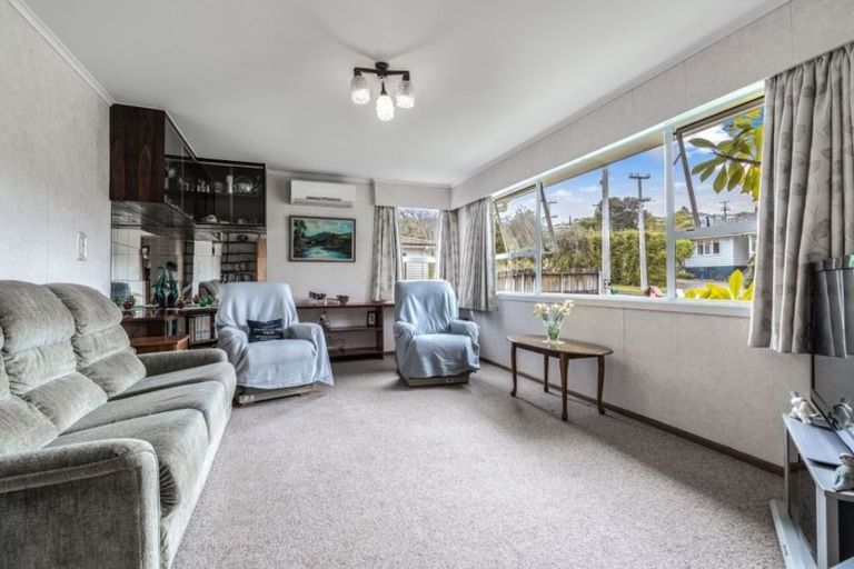 Photo of property in 1/49 Selwyn Crescent, Forrest Hill, Auckland, 0620