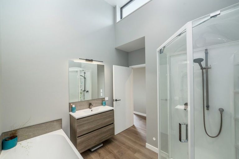 Photo of property in 31 Tarata Grove, Lansdowne, Masterton, 5810