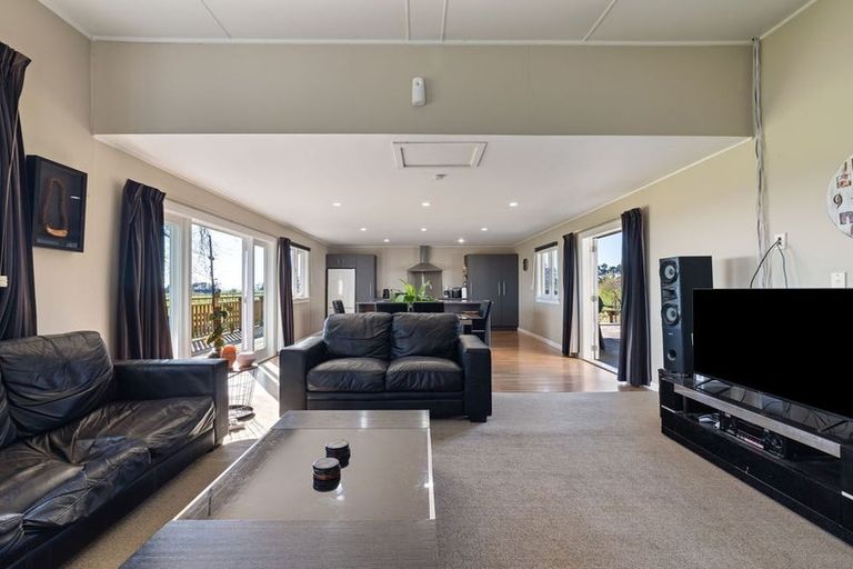 Photo of property in 101 Albert Road, Tokomaru, Palmerston North, 4474
