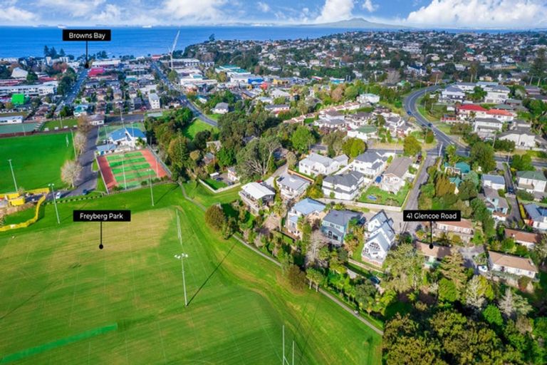 Photo of property in 1/41 Glencoe Road, Browns Bay, Auckland, 0630