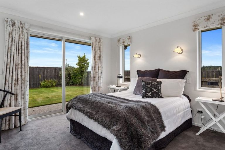 Photo of property in 10 Sutherland Drive, Kaiapoi, 7630