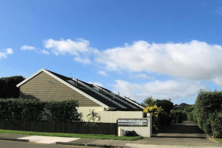 Photo of property in 5/23 Tireti Road, Titahi Bay, Porirua, 5022