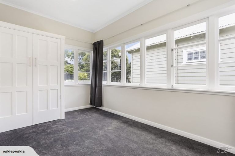 Photo of property in 7 Bannerman Road, Morningside, Auckland, 1022