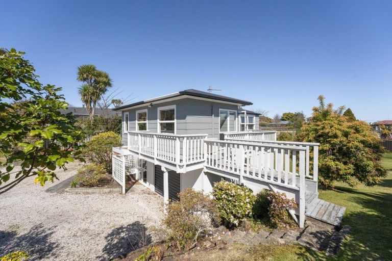 Photo of property in 21 Sunset Street, Hilltop, Taupo, 3330