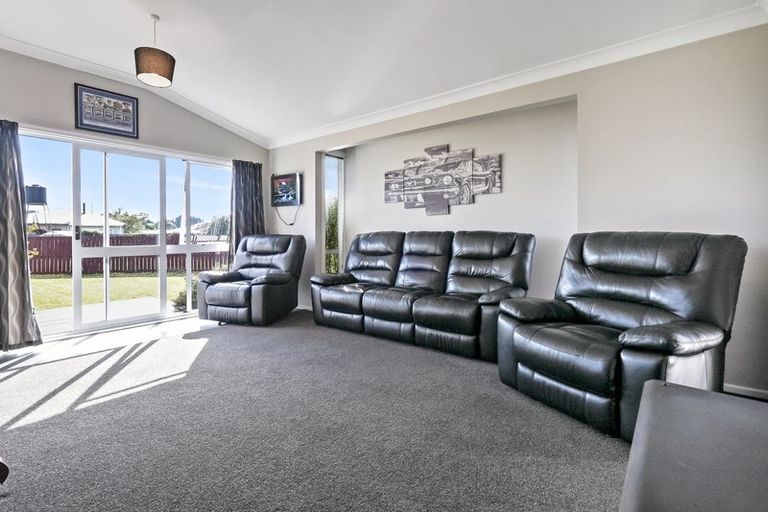 Photo of property in 37 Cross Street, Coalgate, 7673