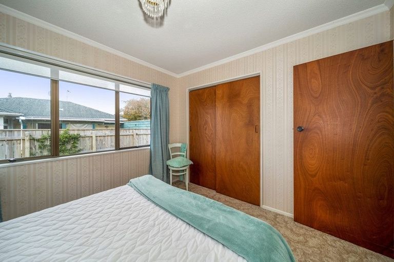 Photo of property in 98b Govett Avenue, Frankleigh Park, New Plymouth, 4310