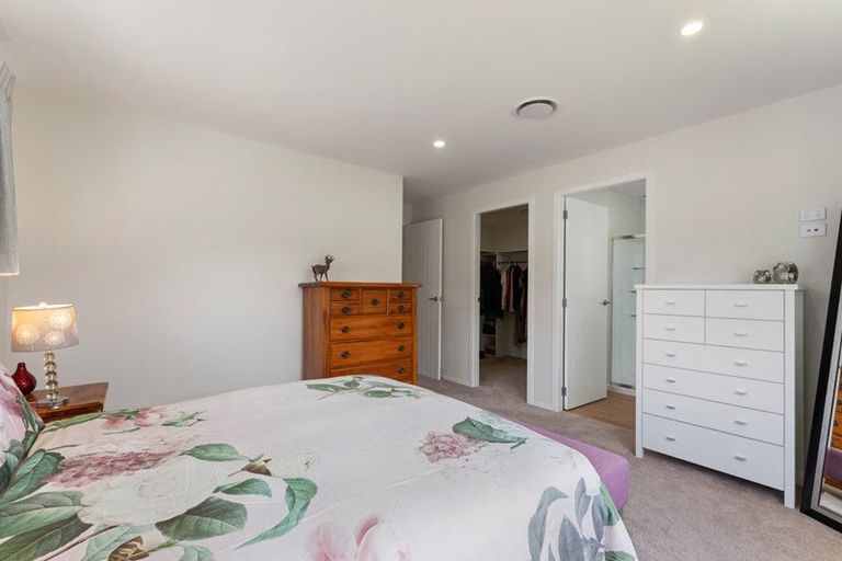 Photo of property in 5 Datum Way, Paraparaumu, 5032