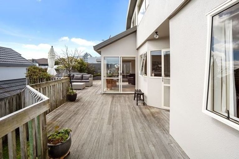 Photo of property in 9 Dornoch Place, Papakowhai, Porirua, 5024