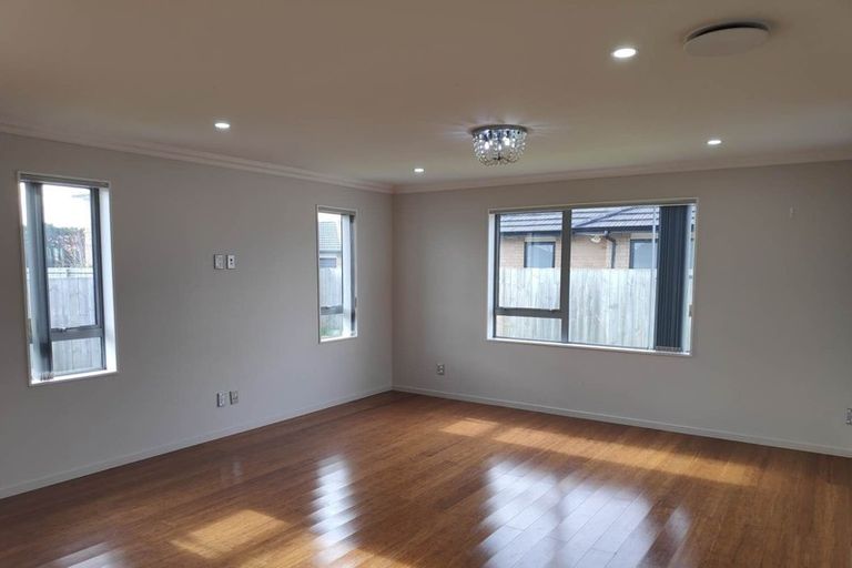 Photo of property in 41 Wellfield Drive, Papakura, 2110