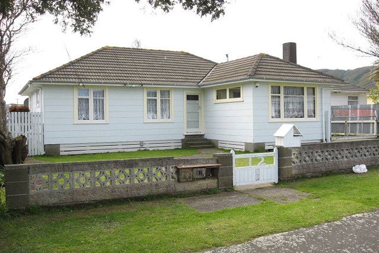 Photo of property in 12 Mckay Street, Wainuiomata, Lower Hutt, 5014