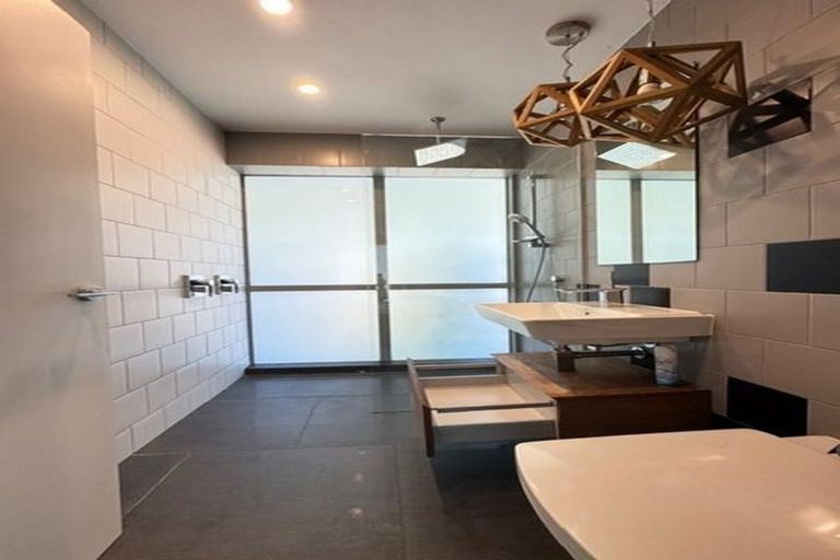 Photo of property in 31 Burns Lane, Kumeu, 0892