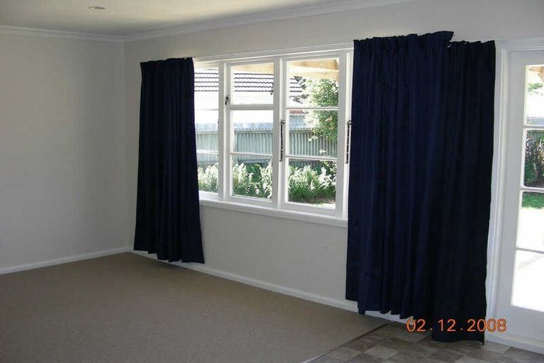 Photo of property in 38 Hollyford Avenue, Bryndwr, Christchurch, 8053