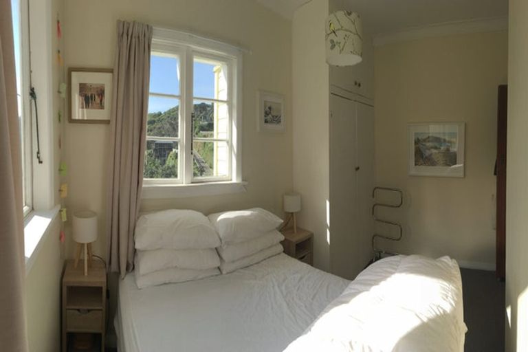 Photo of property in 40 Jackson Street, Island Bay, Wellington, 6023