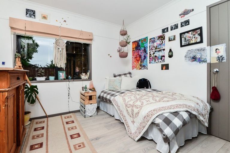 Photo of property in 37 Farringdon Avenue, Rototuna North, Hamilton, 3210