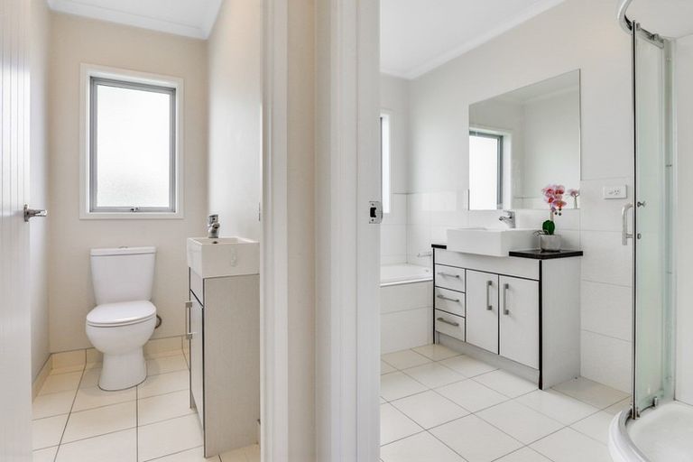 Photo of property in 29 Chadwick Place, Rototuna North, Hamilton, 3210