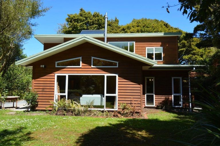 Photo of property in 33 Rakiura Parade, Otatara, Invercargill, 9879