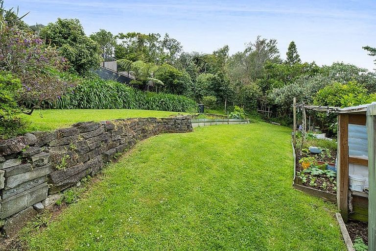 Photo of property in 215 Ngamotu Road, Spotswood, New Plymouth, 4310
