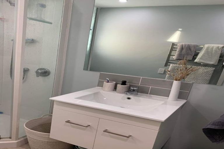 Photo of property in 5 Flavia Grove, Clouston Park, Upper Hutt, 5018